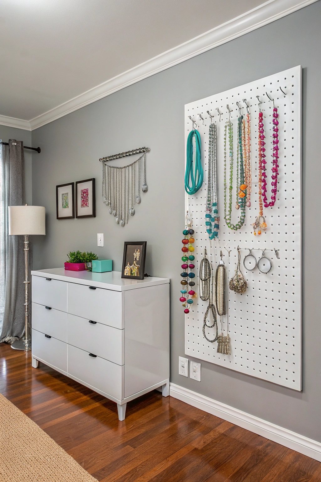 jewelry organization using pegboard