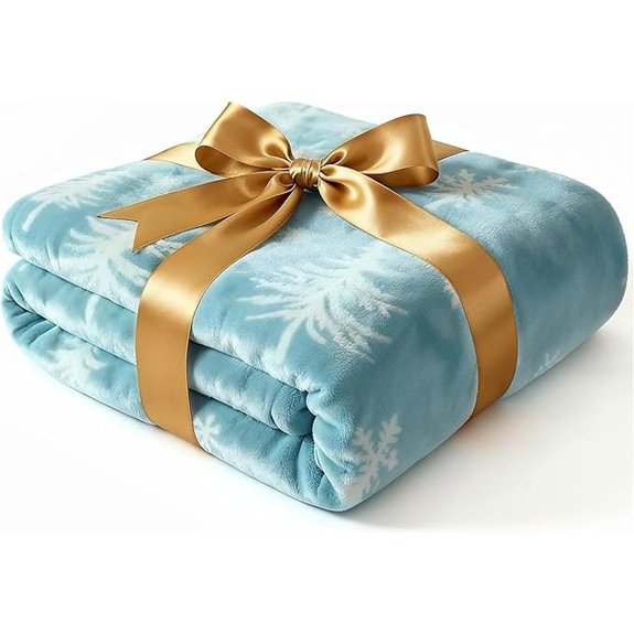 Ultra Soft Fleece Christmas Snowflakes Throw Blanket