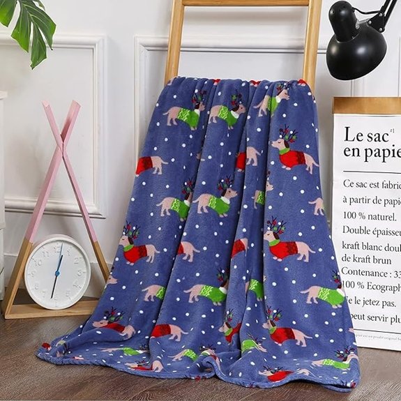 Elegant Comfort Velvet Christmas Fleece Blanket (50x60)